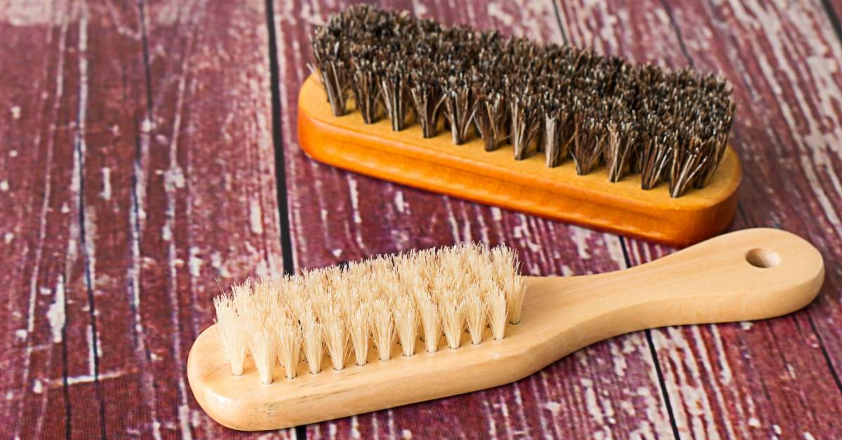 Houten Tafel Schoonmaken Zo Verwijder Je De Vervelende Vlekken